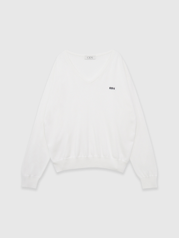 [13th 재입고] CLASSIC V NECK KNIT (WHITE)